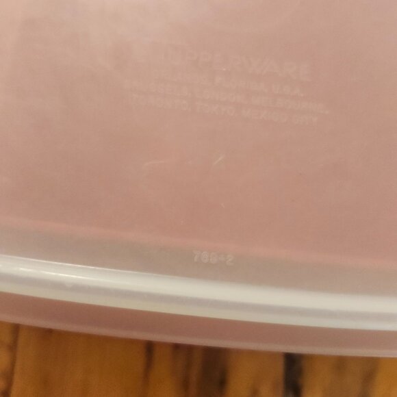 Vintage Tupperware Red Stow-N-Go Tote Box Craft Sewing Beads Tackle 767 768 769 - Picture 7 of 11